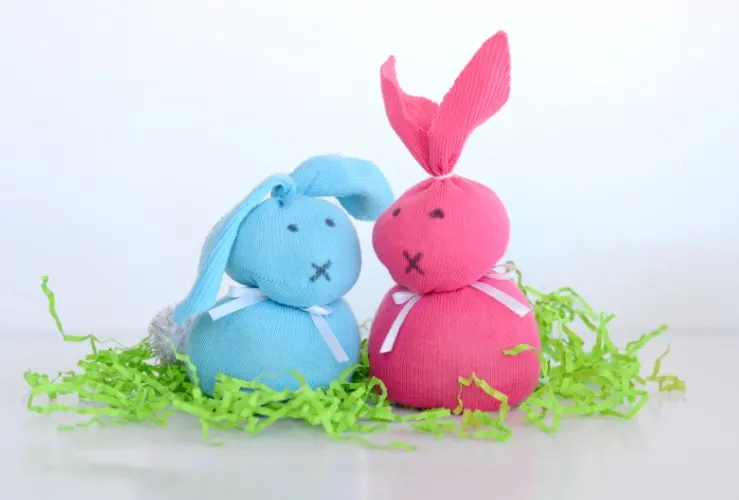 Adorable Sock Bunny Craft perfect for Easter!