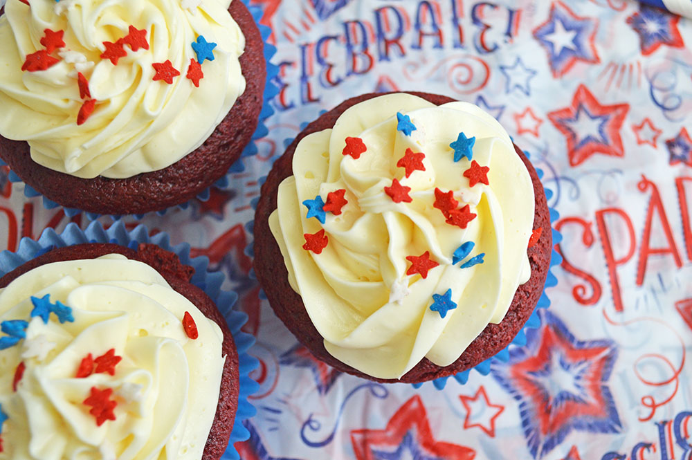 red white blue cupcakes