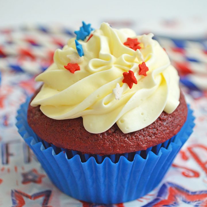 red white blue cupcakes