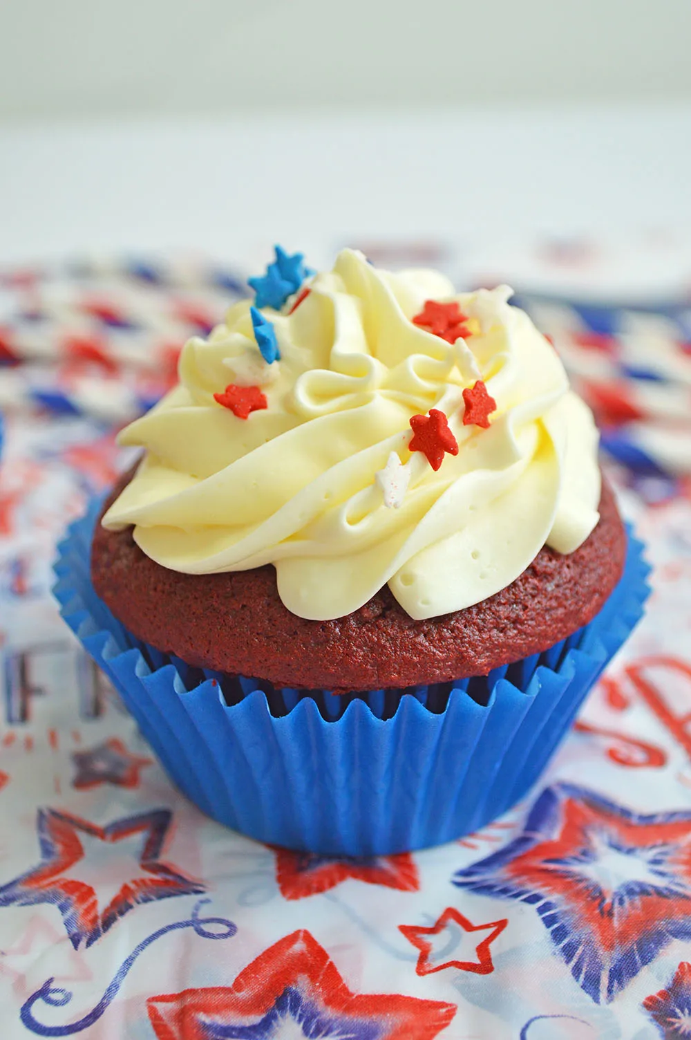 red white blue cupcakes