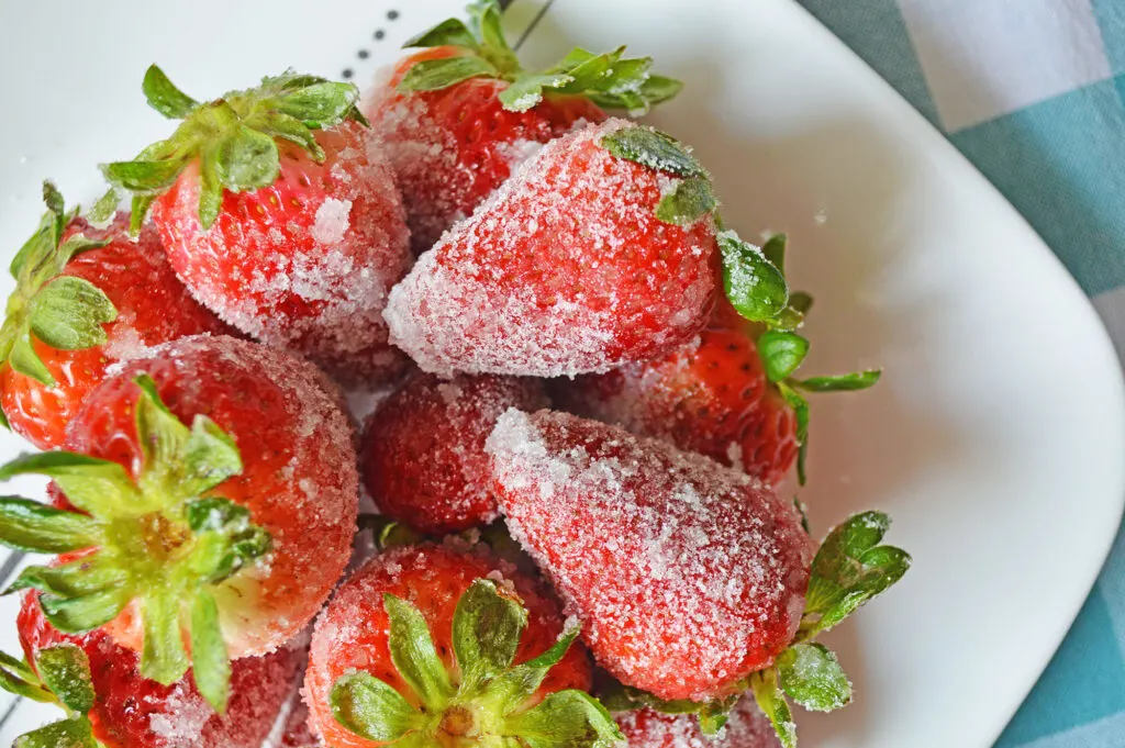 moscato strawberries