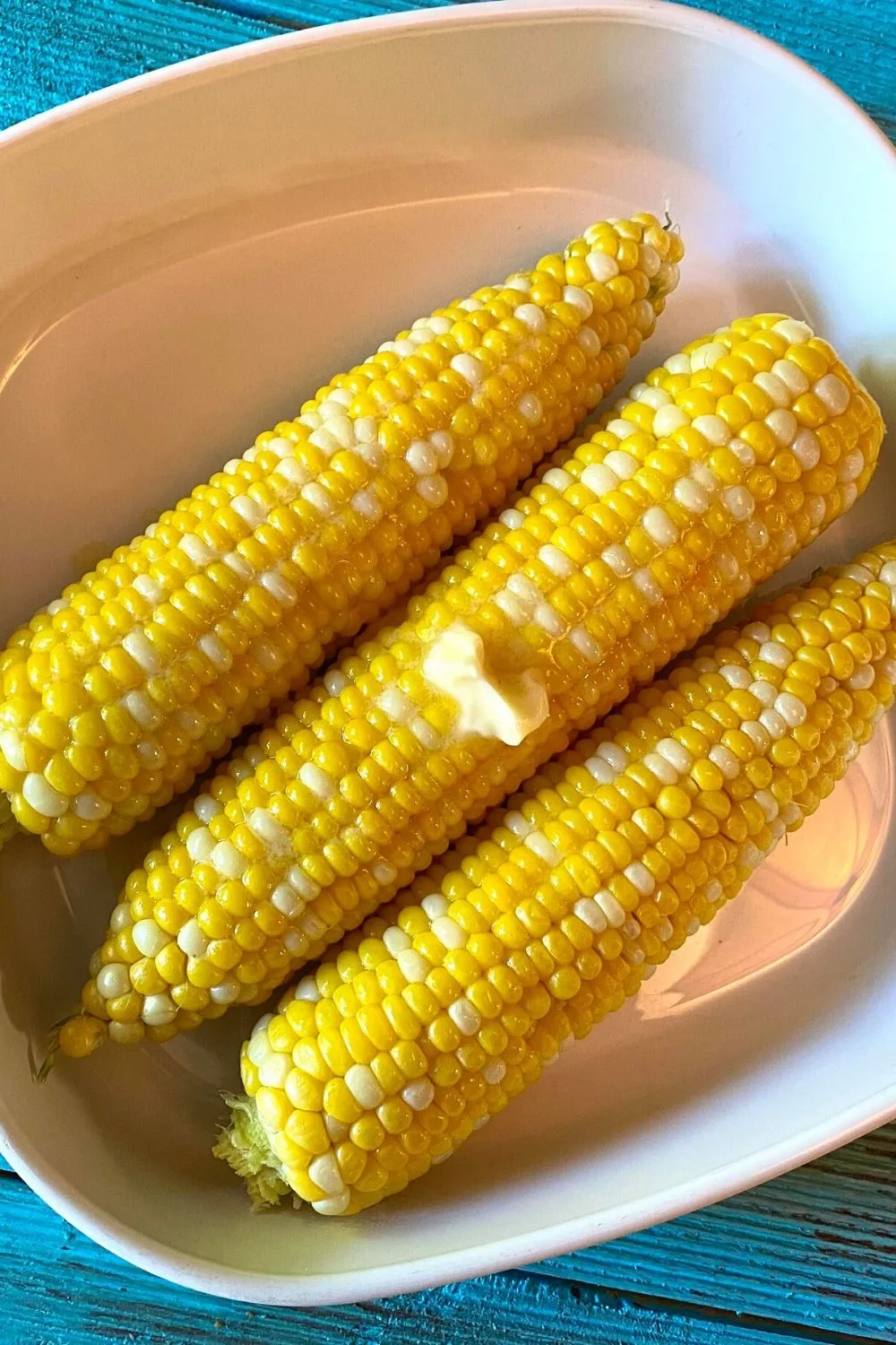 Check out this Easy Cooking Hack: How to Microwave Corn on the Cob!