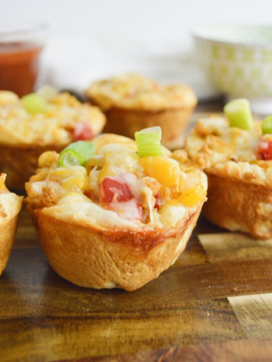 Easy Taco Biscuit Cups recipe