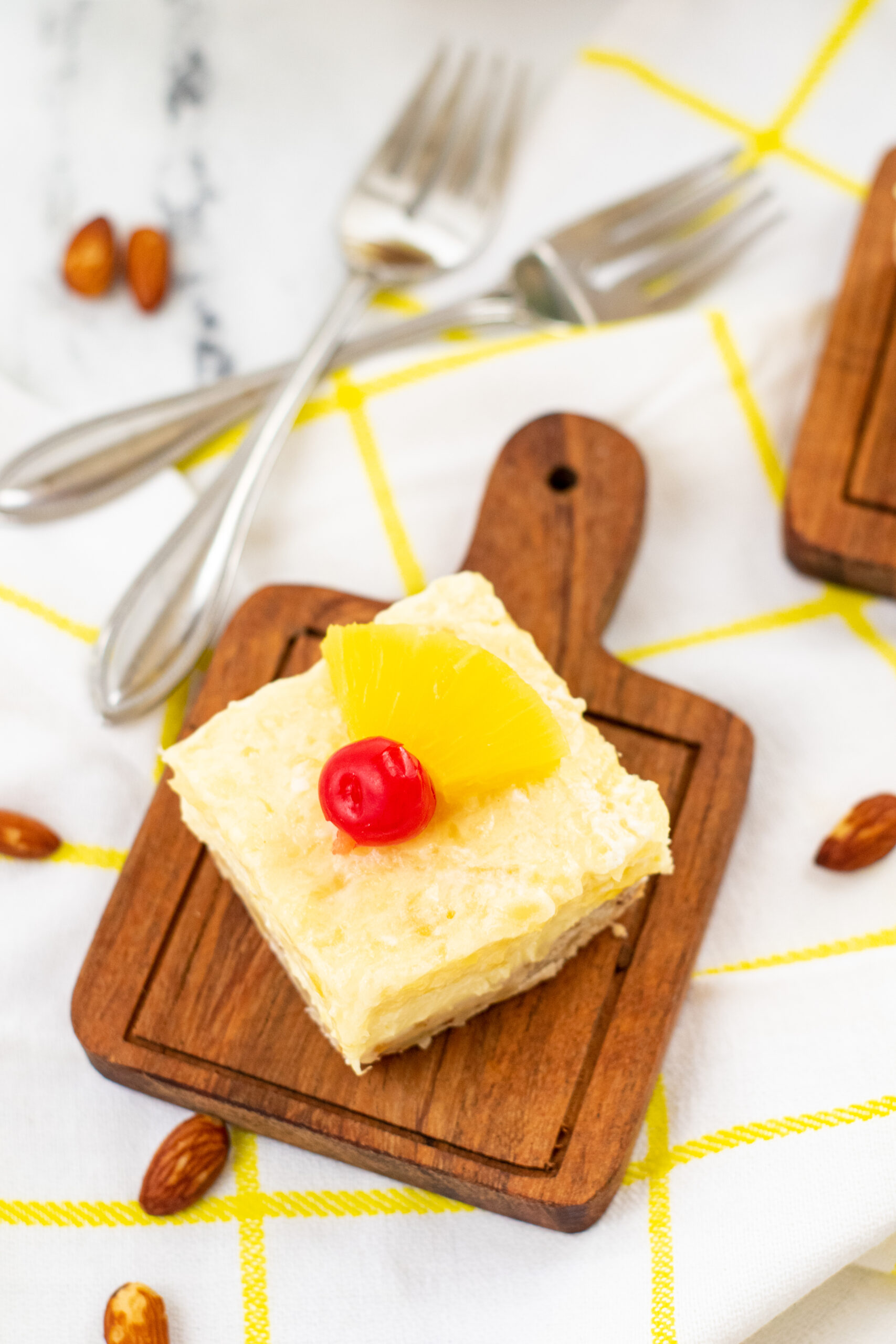 Easy and Creamy Pineapple Cheesecake Recipe