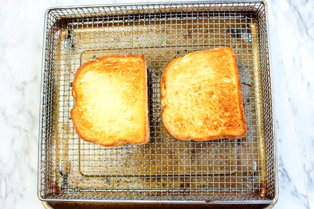 Air Fryer Grilled Cheese Sandwich 