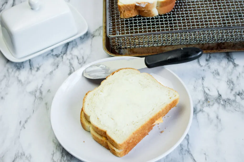 Air Fryer Grilled Cheese Sandwich 