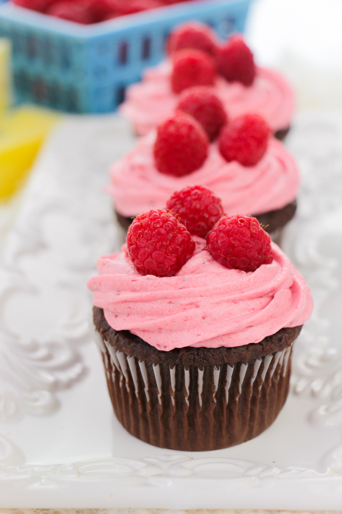 raspberry chocolate cupcakes