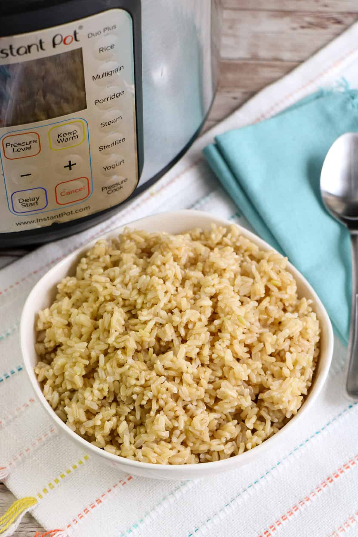 Instant Pot Brown Rice Made Easy: Perfect, Fluffy Grains Every Time