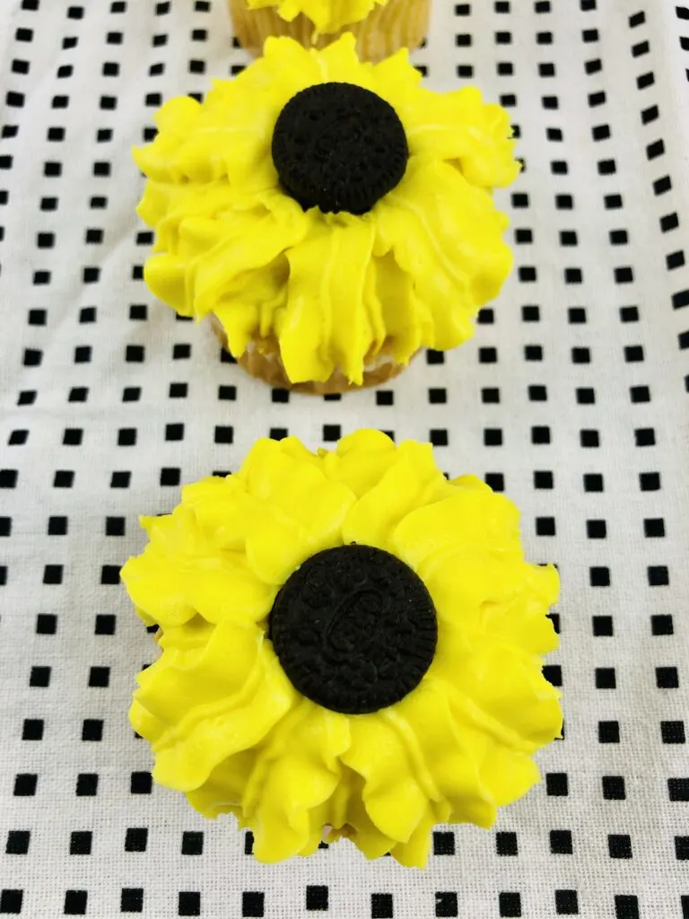 Sunflower Cupcakes				