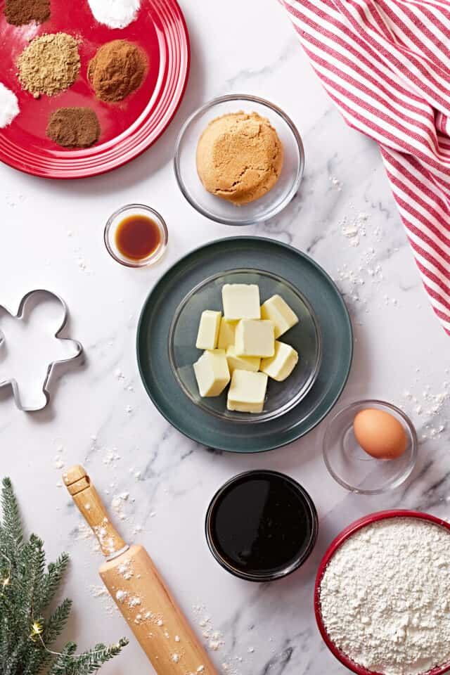 Gingerbread Men Cookies – Soft, Chewy & Full of Flavor [Recipe]