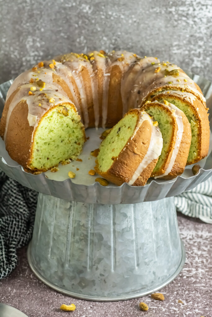 Pistachio Bundt Cake 