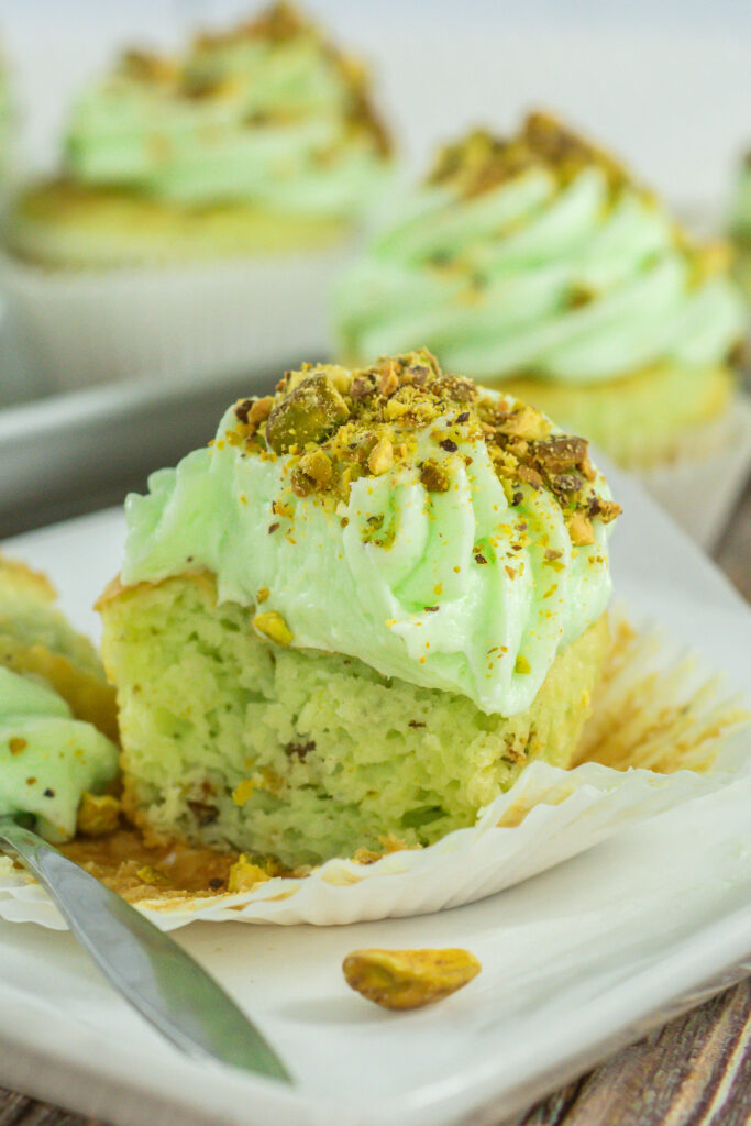 pistachio pudding cupcakes