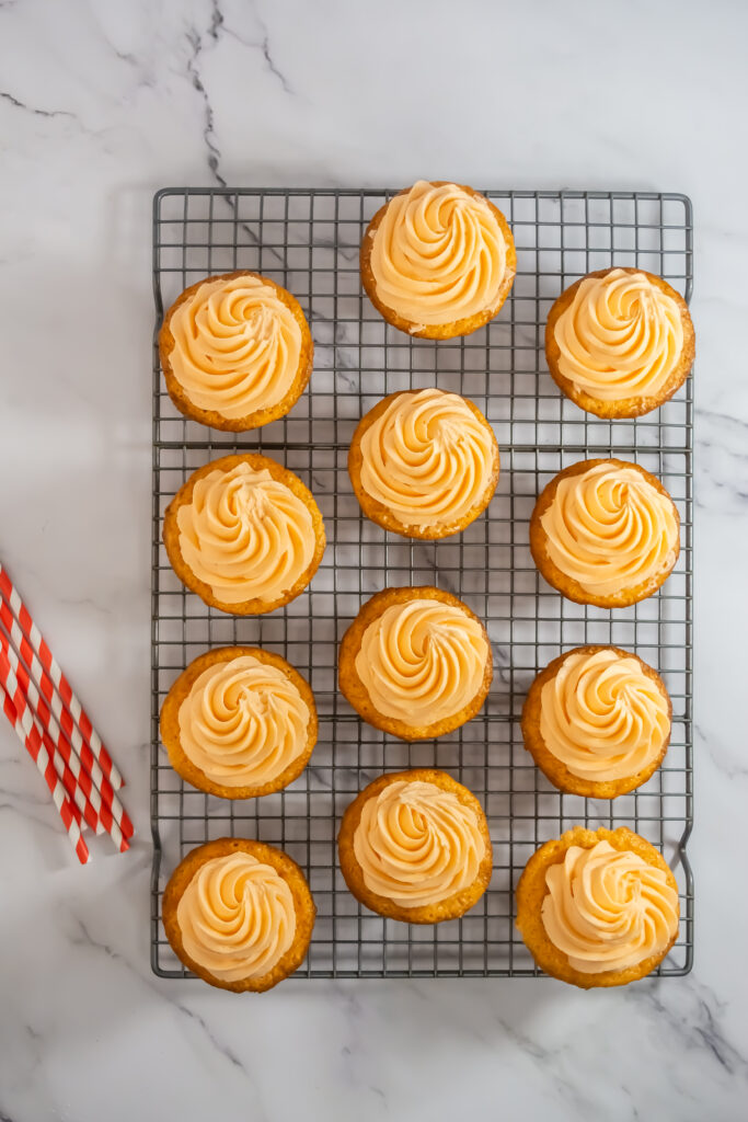 orange cupcakes